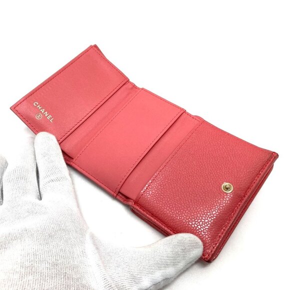 CHANEL Pink Wallet - Picture 8 of 11